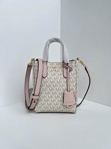 MK Handbags 40